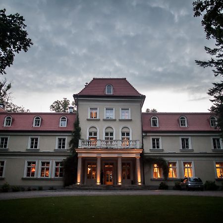 Dwor Sierakow Hotel Kültér fotó