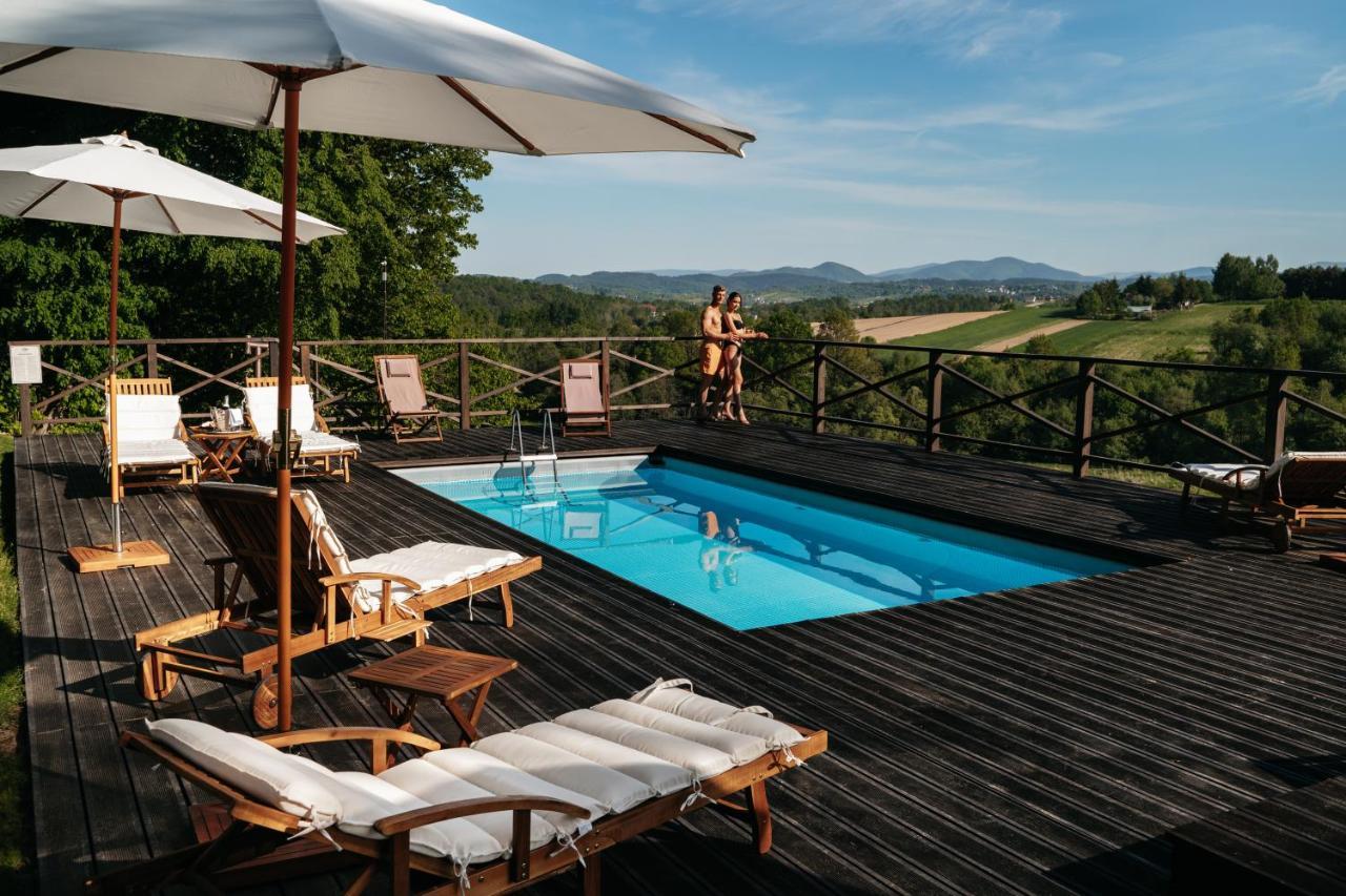 Dwor Sierakow Hotel Kültér fotó