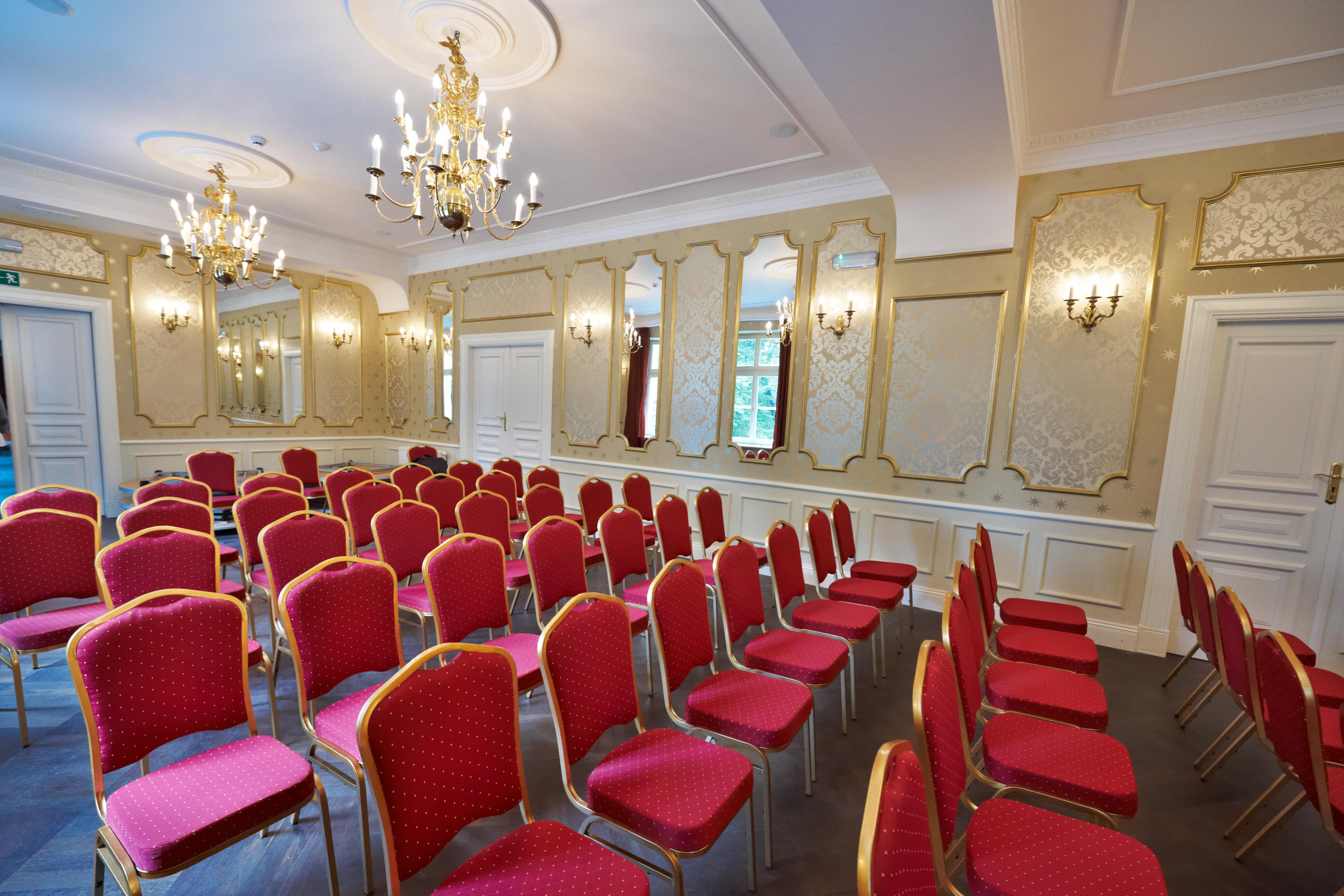 Dwor Sierakow Hotel Kültér fotó