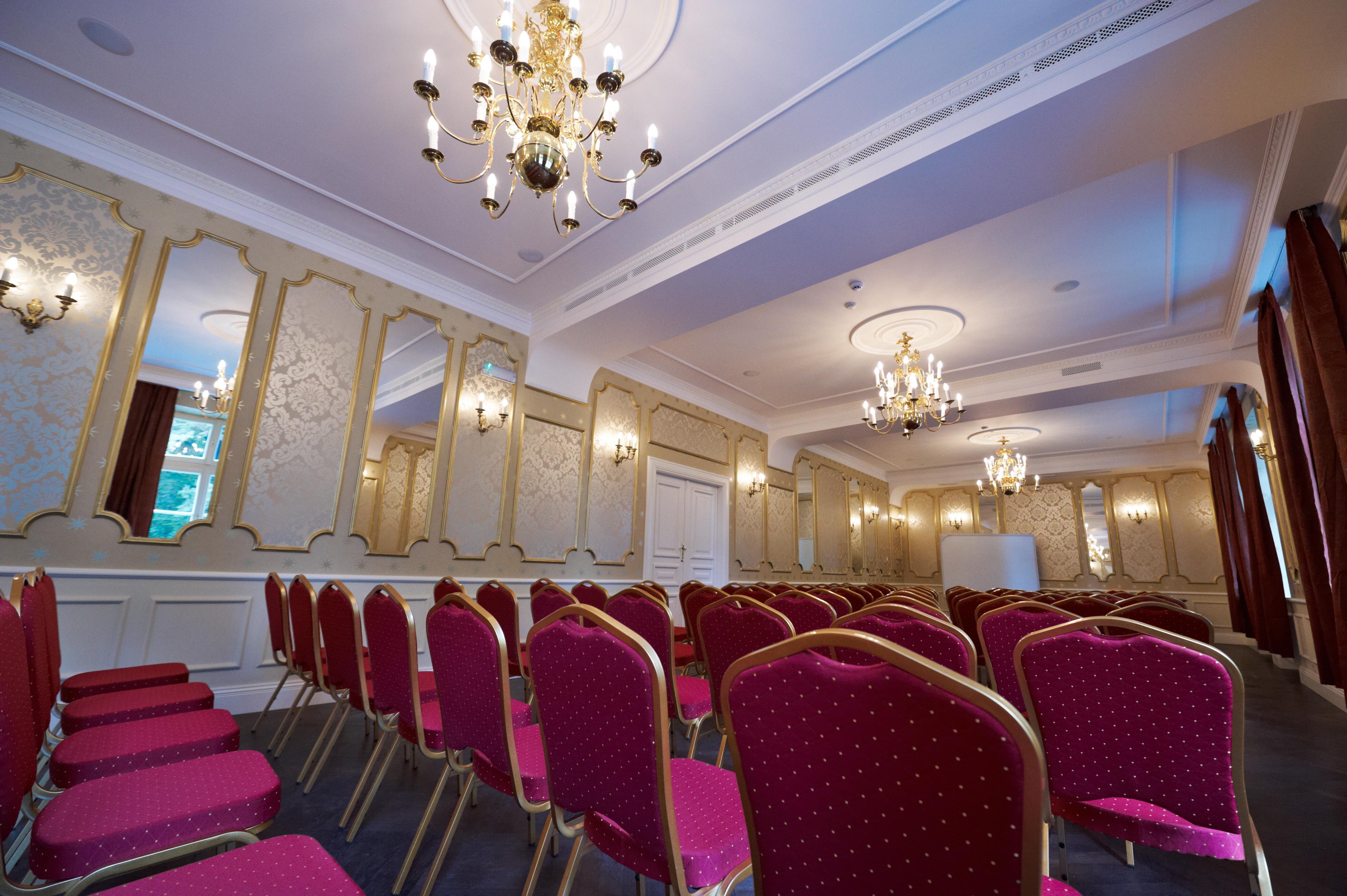 Dwor Sierakow Hotel Kültér fotó