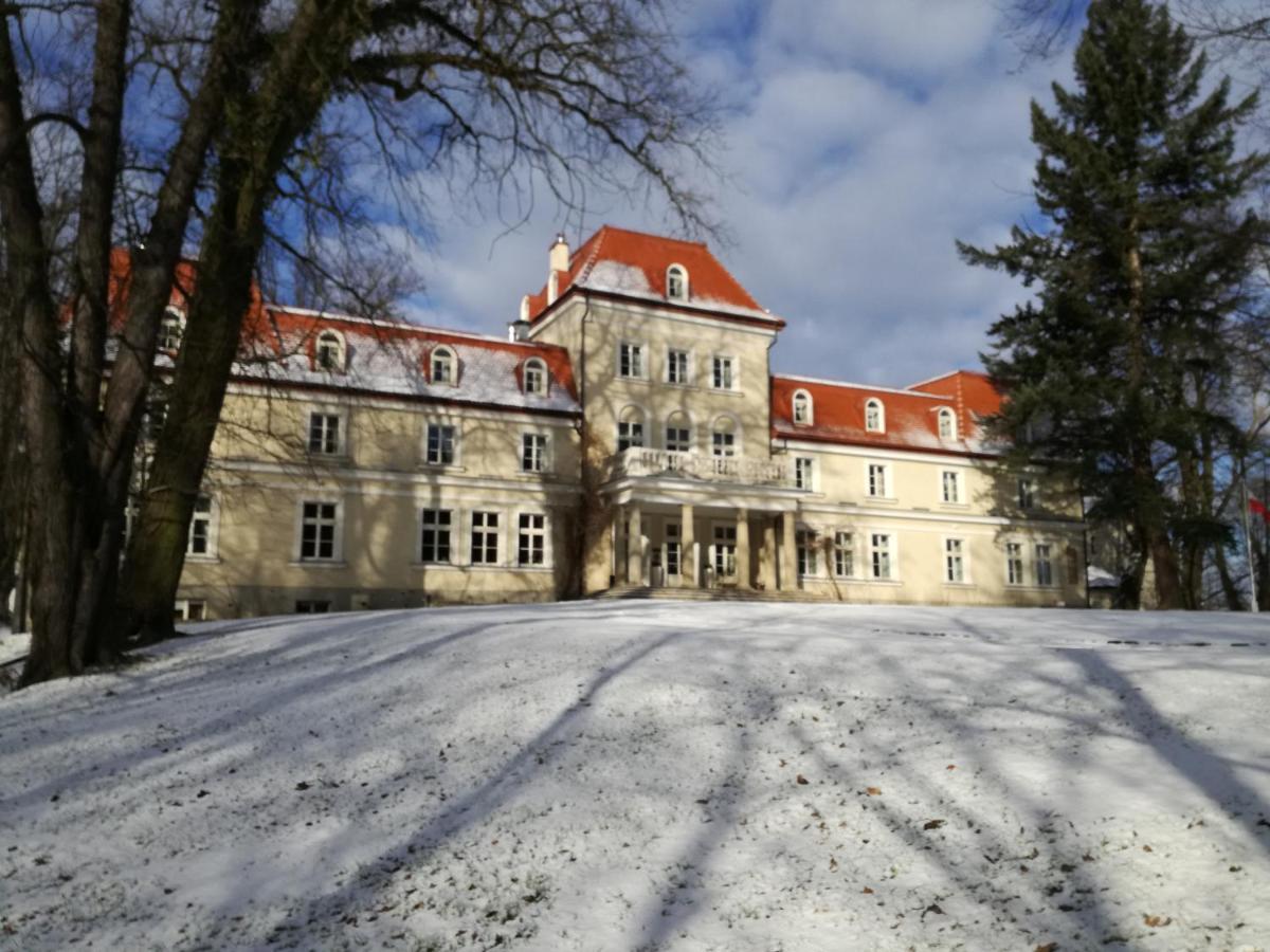 Dwor Sierakow Hotel Kültér fotó